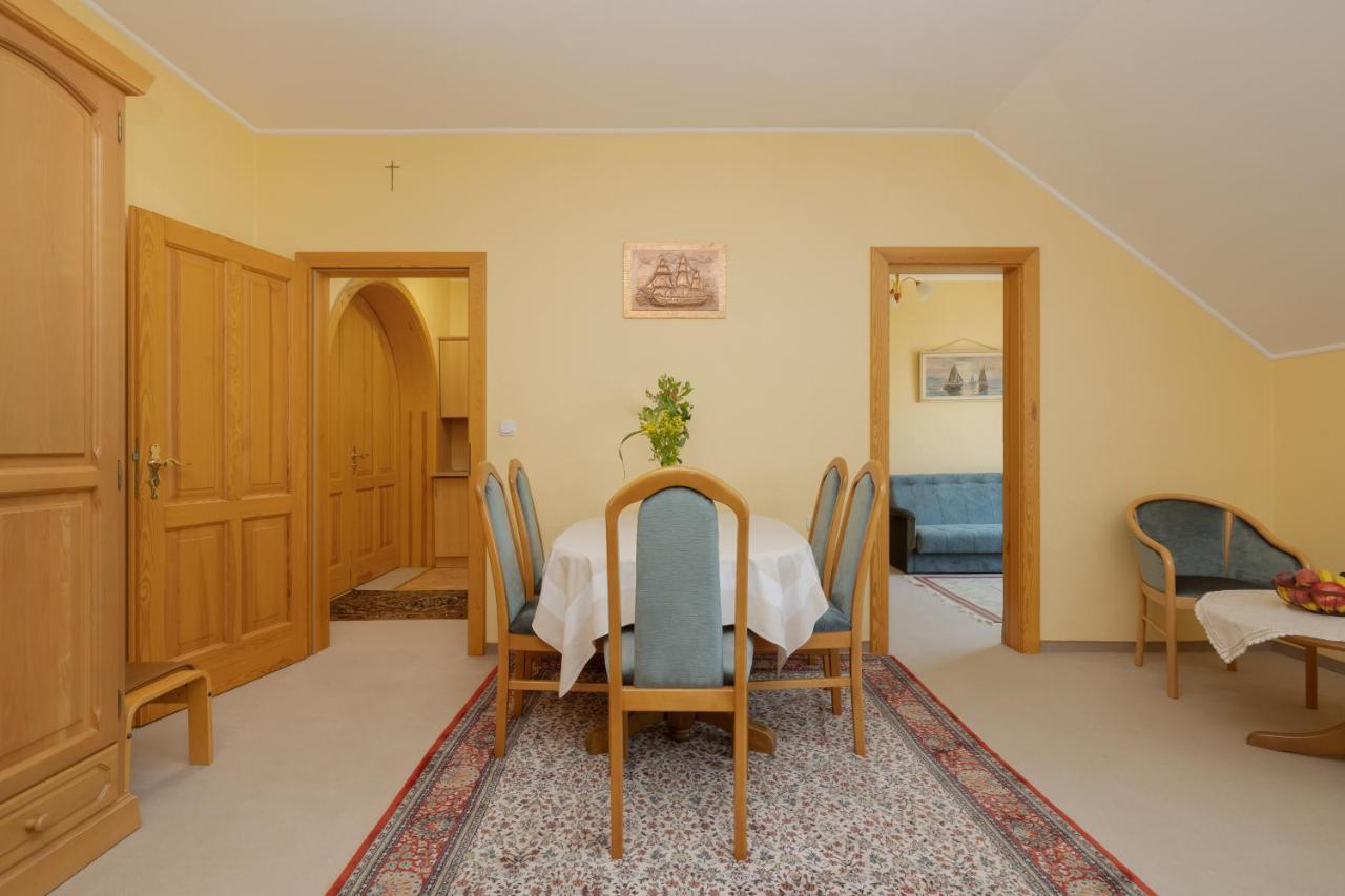 Apartmán Pod Lwem Pobierowo Exteriér fotografie