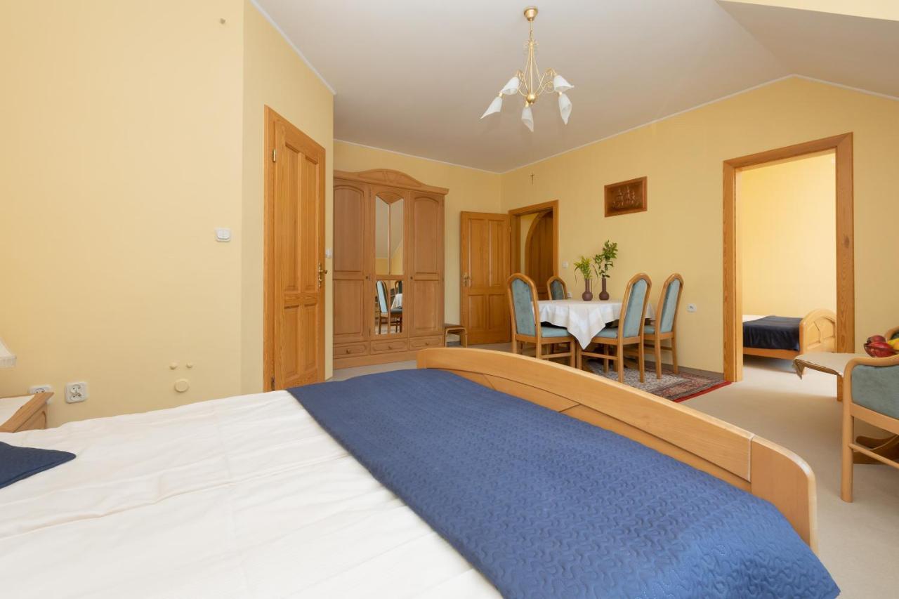 Apartmán Pod Lwem Pobierowo Exteriér fotografie