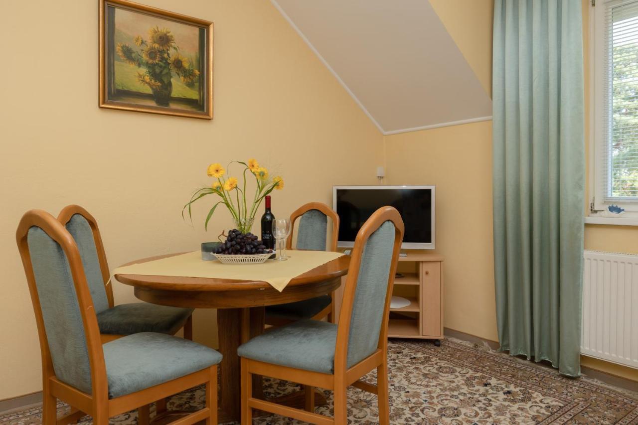 Apartmán Pod Lwem Pobierowo Exteriér fotografie