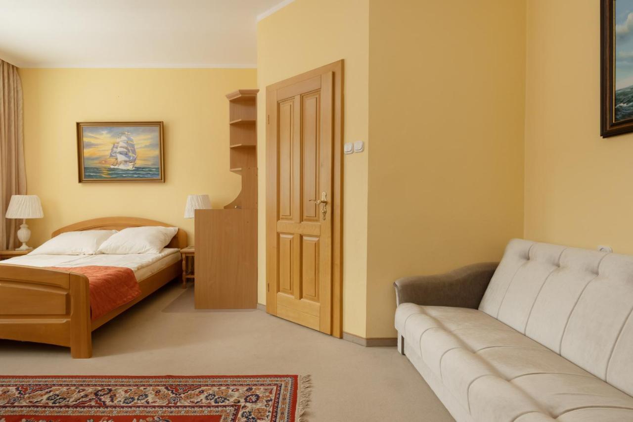 Apartmán Pod Lwem Pobierowo Exteriér fotografie